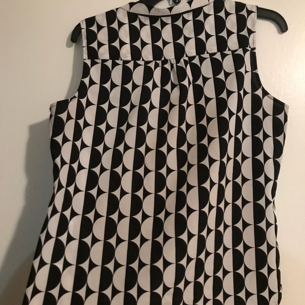 Patterned top - Picture 4 of 4